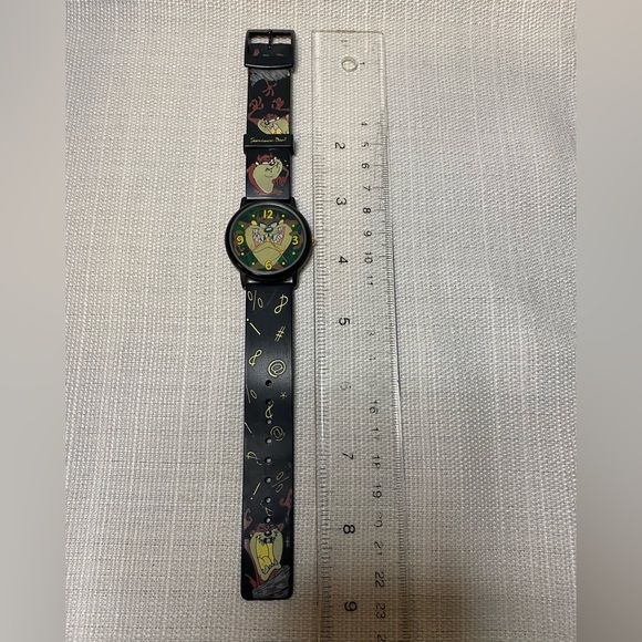 Vintage Looney Tunes Tasmanian Devil 3D Holographic Watch with Original Tin - Picture 6 of 9